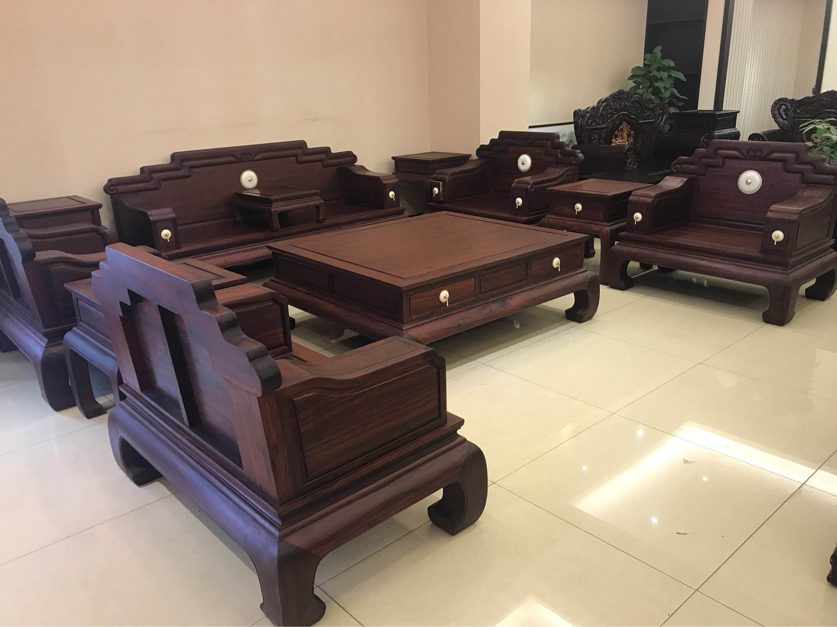 東非黑酸枝家具怎么樣.jpeg 東非黑酸枝家具怎么樣.jpeg