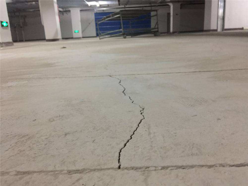 水不漏能修補水泥地面裂縫.jpeg 水不漏能修補水泥地面裂縫.jpeg