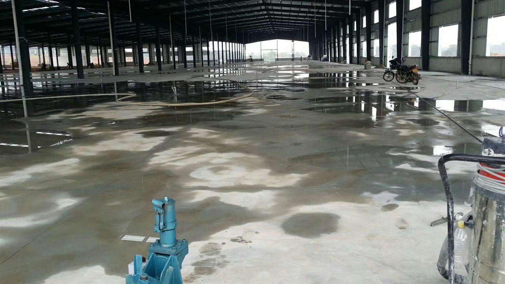水泥地面養護.jpeg 水泥地面養護.jpeg