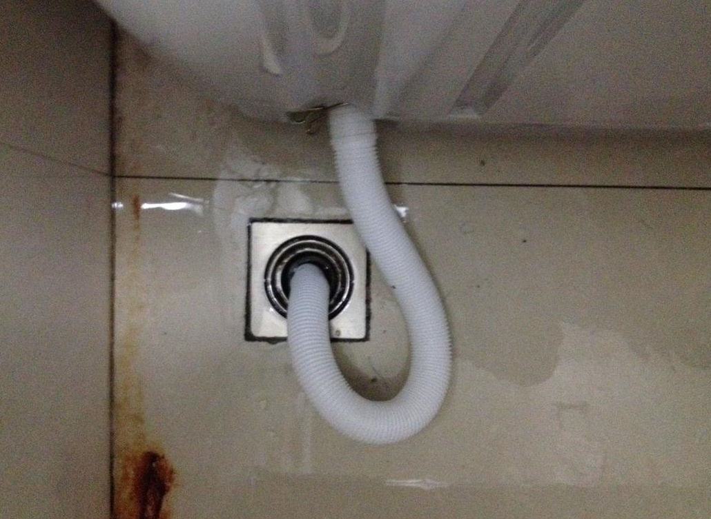 地漏堵塞導致下水慢,用這3種方法來解決 (2).png 地漏堵塞導致下水慢,用這3種方法來解決 (2).png
